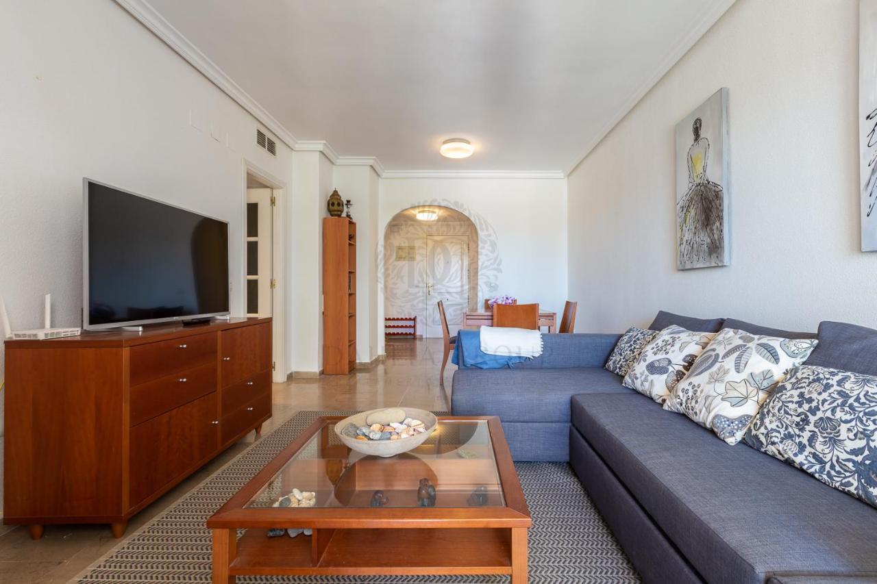 El Faro Iv Appartement *